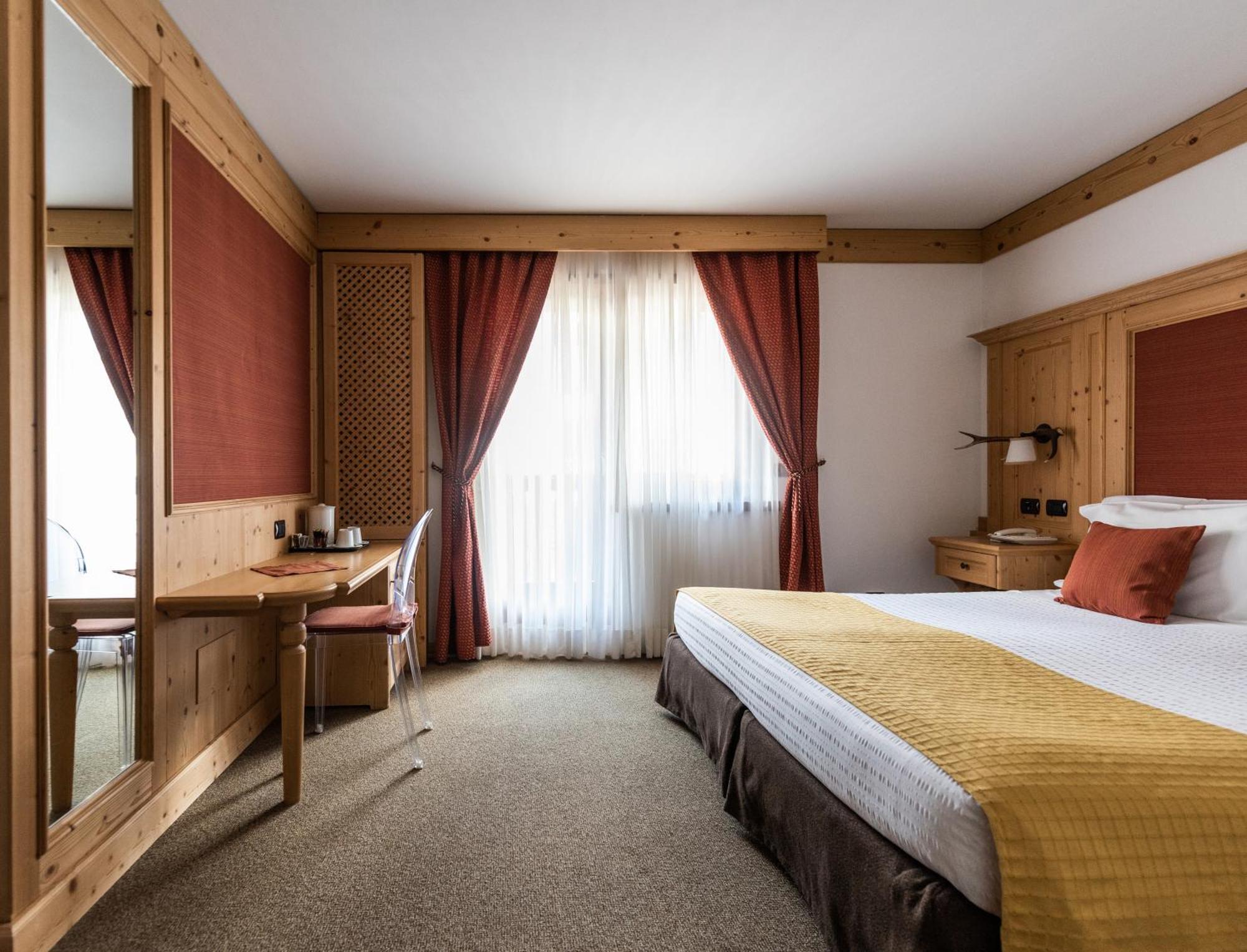 Antares Hotel