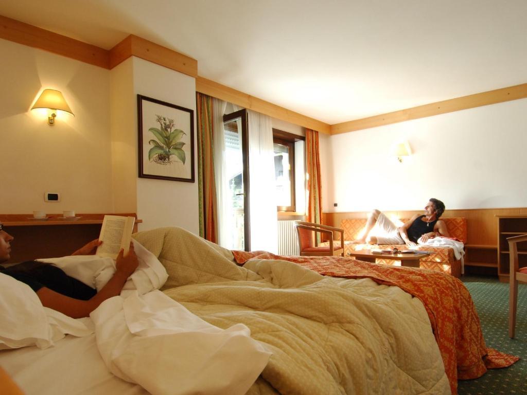 Antares Hotel 4*
